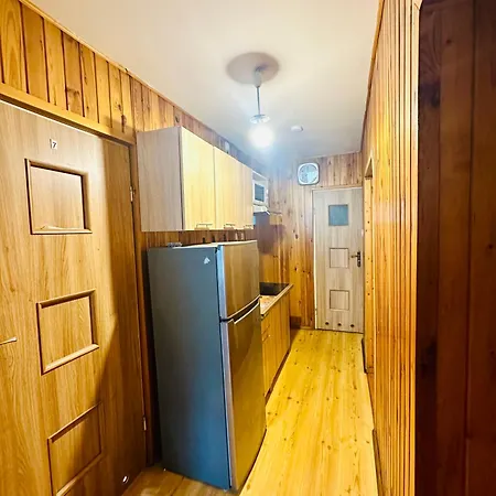 بيت شباب Anell